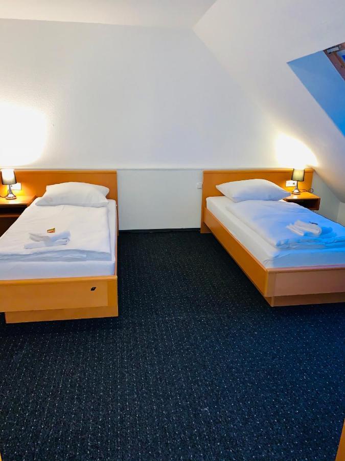Dua Hotel Wennigsen Ngoại thất bức ảnh